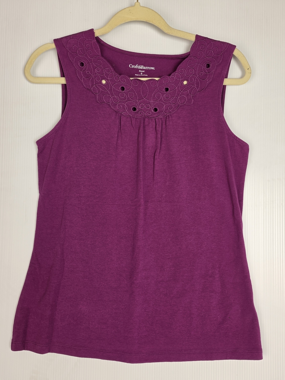 Croft & Barrow Purple Embroidered Eyelet Sleeveless Tank
